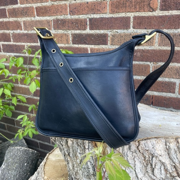 Coach 9966 Vintage JANICE LEGACY Black Glove Leather Crossbody Shoulder Bag USA - Picture 11 of 15